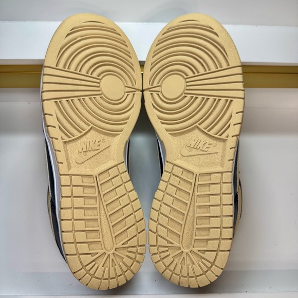 Nike Dunk Low Black Sesame DV0831-005 Men 6.5 Women 8 Preowned Like New No Box - Picture 8 of 16